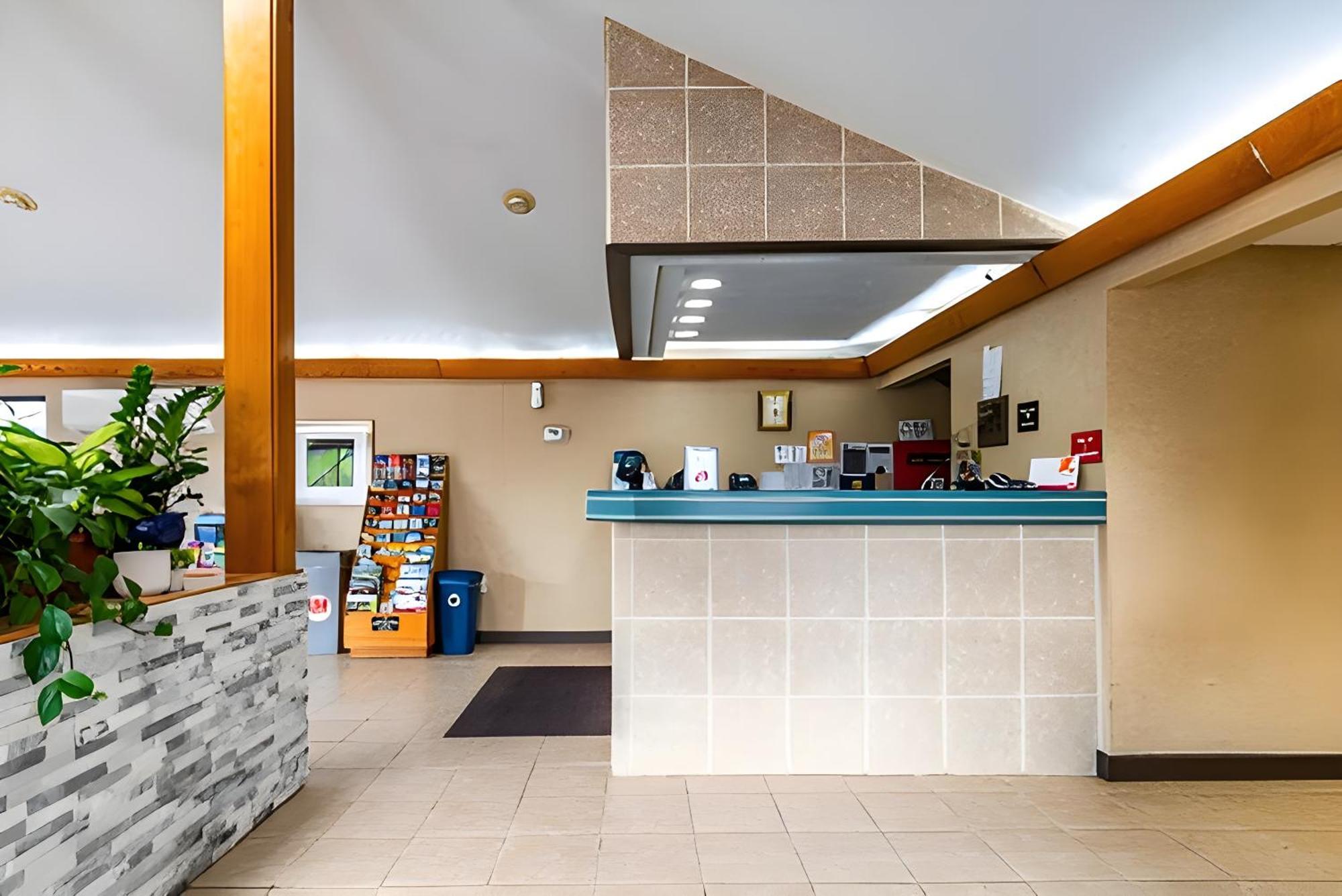 Econo Lodge Cleveland Southeast - Kent Streetsboro Luaran gambar