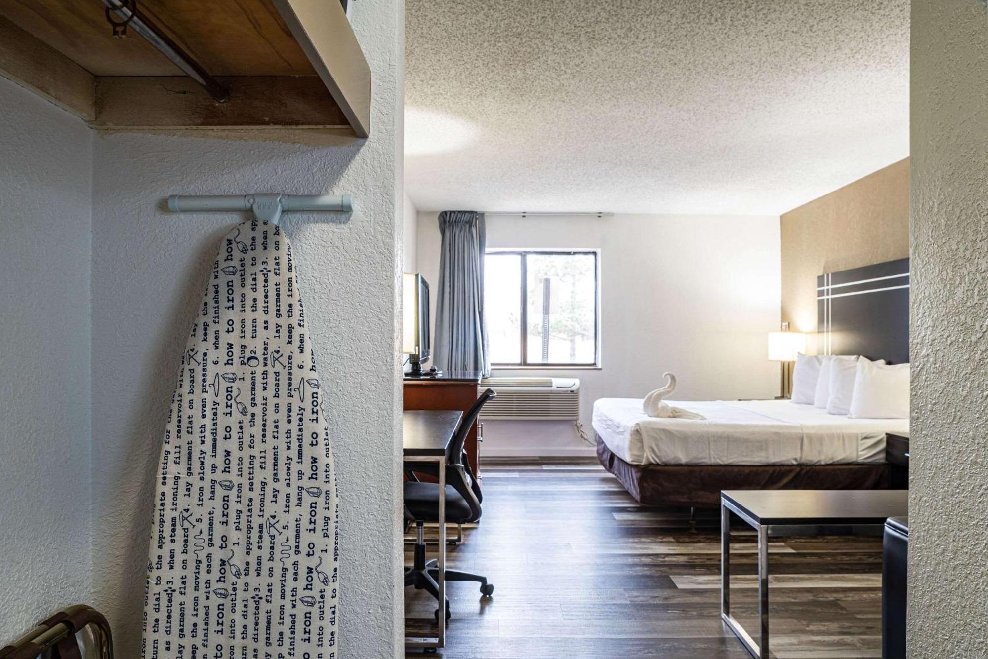 Econo Lodge Cleveland Southeast - Kent Streetsboro Luaran gambar